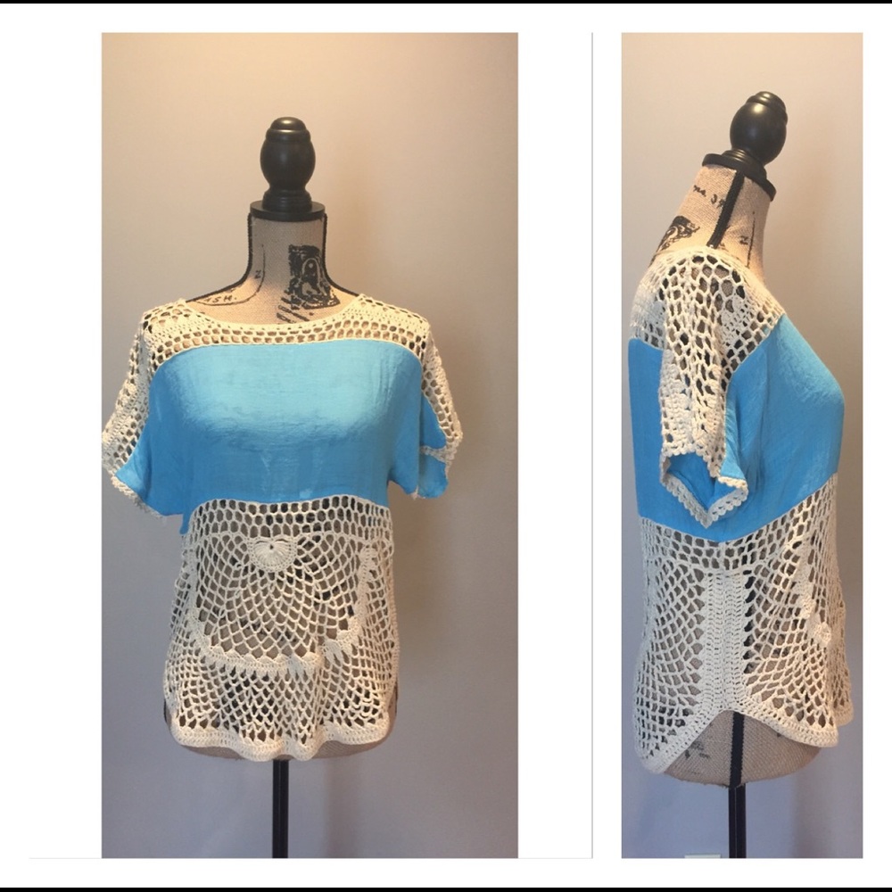 Say What? Small top aqua sleeveless